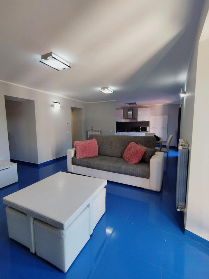 Casa Vacanza "Marinella" Сульмона Экстерьер фото