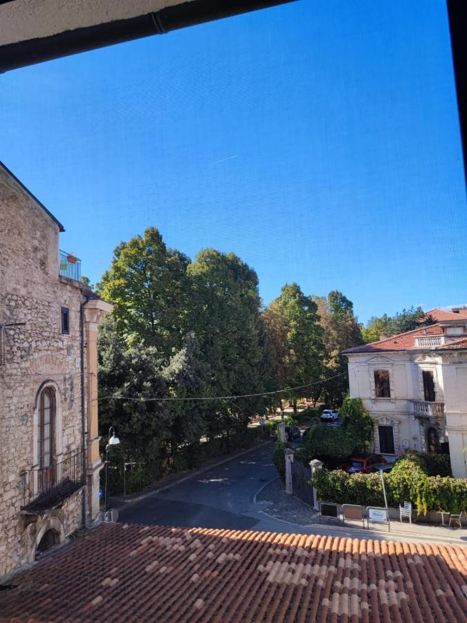 Casa Vacanza "Marinella" Сульмона Экстерьер фото