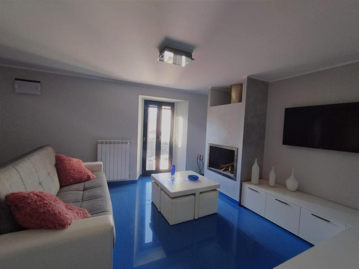 Casa Vacanza "Marinella" Сульмона Экстерьер фото
