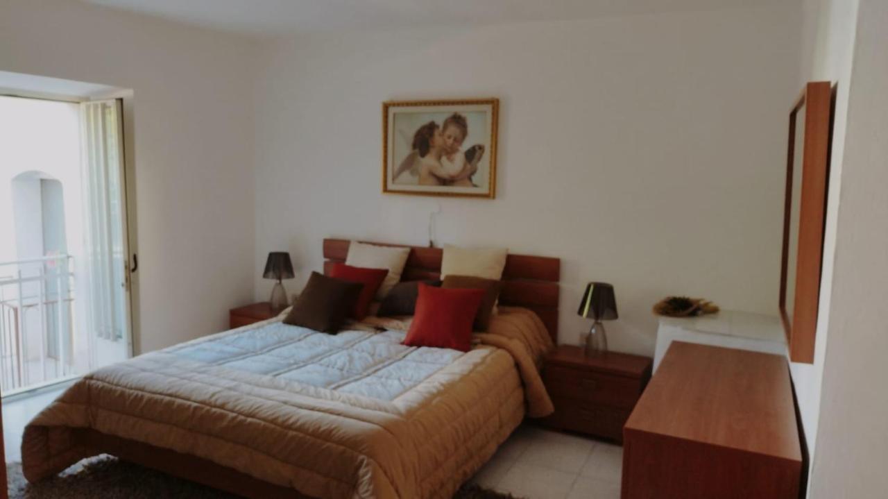 Casa Vacanza "Marinella" Сульмона Экстерьер фото